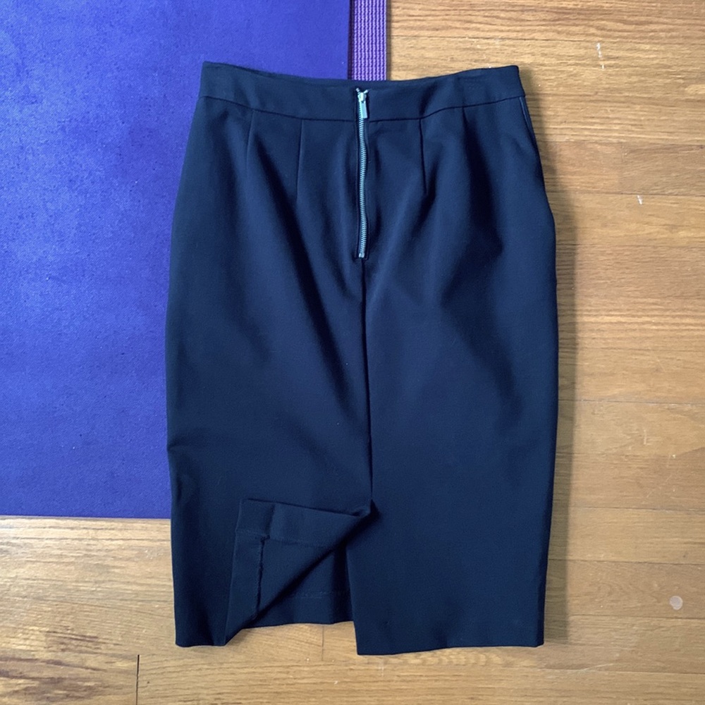 A new day | black skirt with pockets